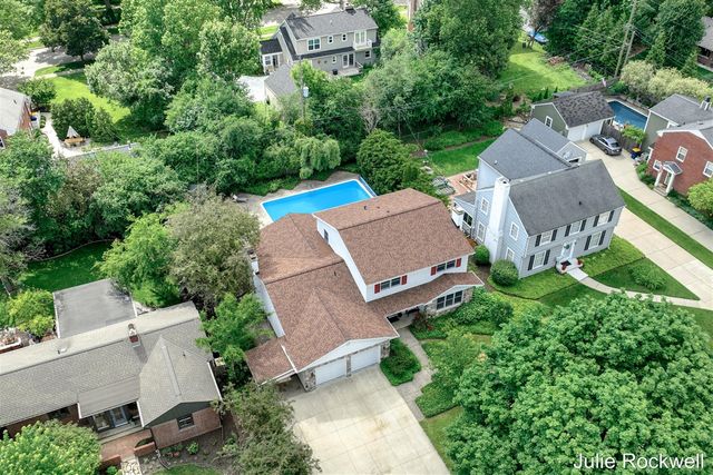 1433 Sherwood Avenue, Grand Rapids, MI 49506