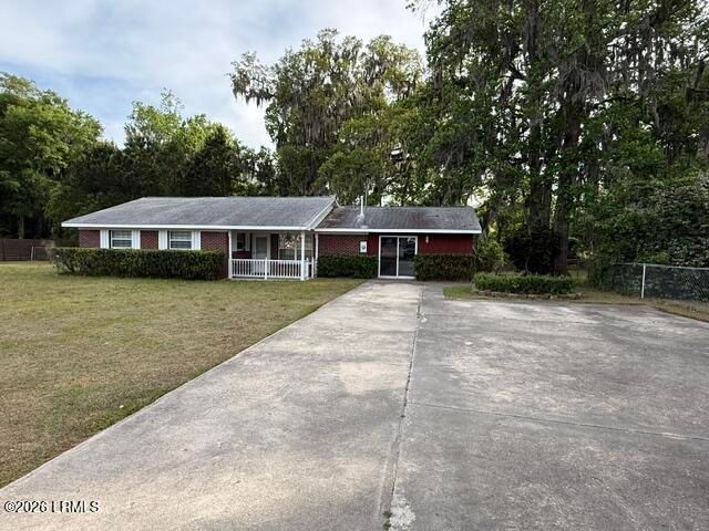 25 Savannah Highway, Beaufort, SC 29906