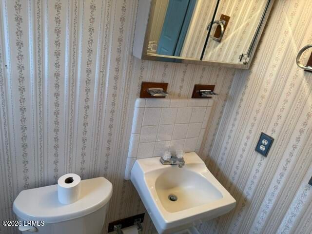 25 Savannah Highway, Beaufort, SC 29906