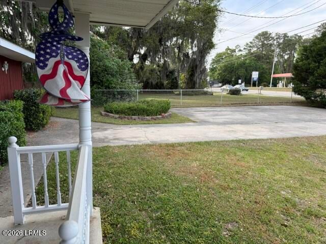 25 Savannah Highway, Beaufort, SC 29906