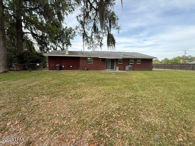 25 Savannah Highway, Beaufort, SC 29906