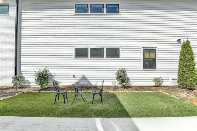 6785 Halcyon Way, Alpharetta, GA 30005