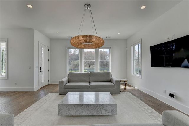 6785 Halcyon Way, Alpharetta, GA 30005