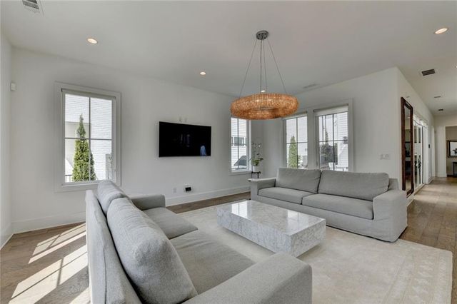 6785 Halcyon Way, Alpharetta, GA 30005