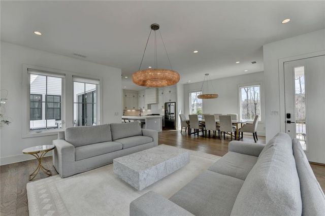 6785 Halcyon Way, Alpharetta, GA 30005