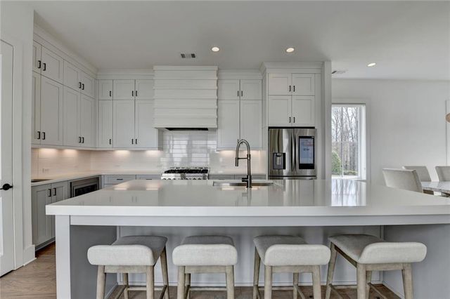 6785 Halcyon Way, Alpharetta, GA 30005