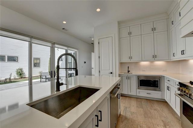 6785 Halcyon Way, Alpharetta, GA 30005