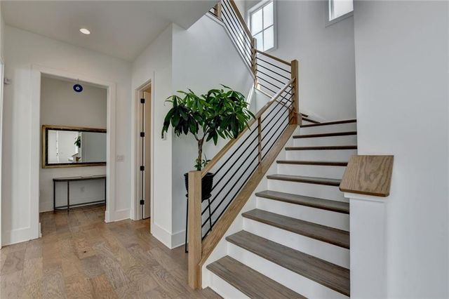 6785 Halcyon Way, Alpharetta, GA 30005