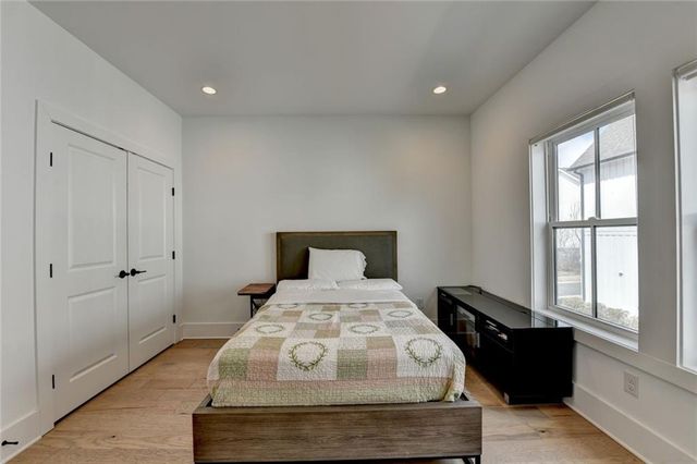 6785 Halcyon Way, Alpharetta, GA 30005