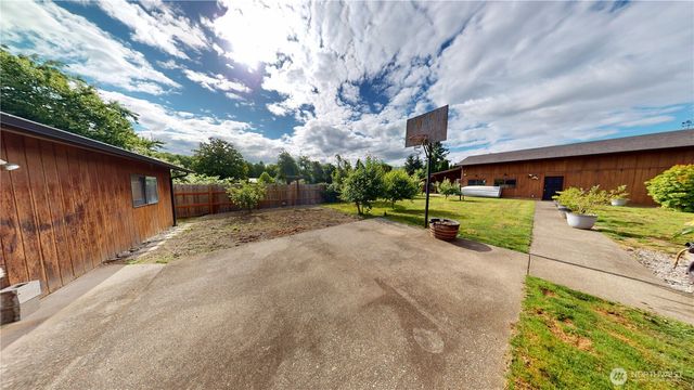 9655 Brookshire Lane, Sedro Woolley, WA 98284