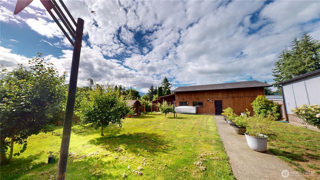 9655 Brookshire Lane, Sedro Woolley, WA 98284