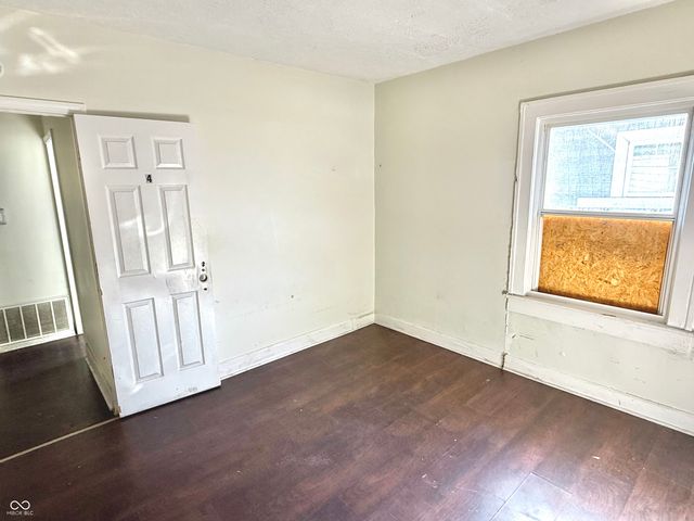 805 N Goodlet Avenue, Indianapolis, IN 46222