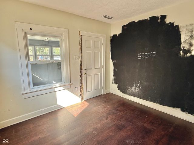 805 N Goodlet Avenue, Indianapolis, IN 46222