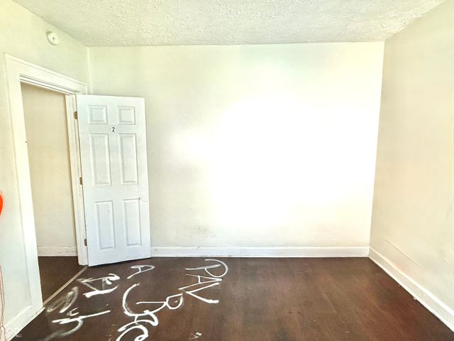 805 N Goodlet Avenue, Indianapolis, IN 46222