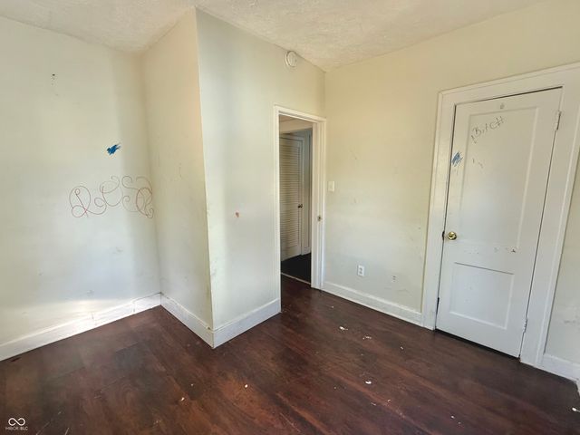 805 N Goodlet Avenue, Indianapolis, IN 46222