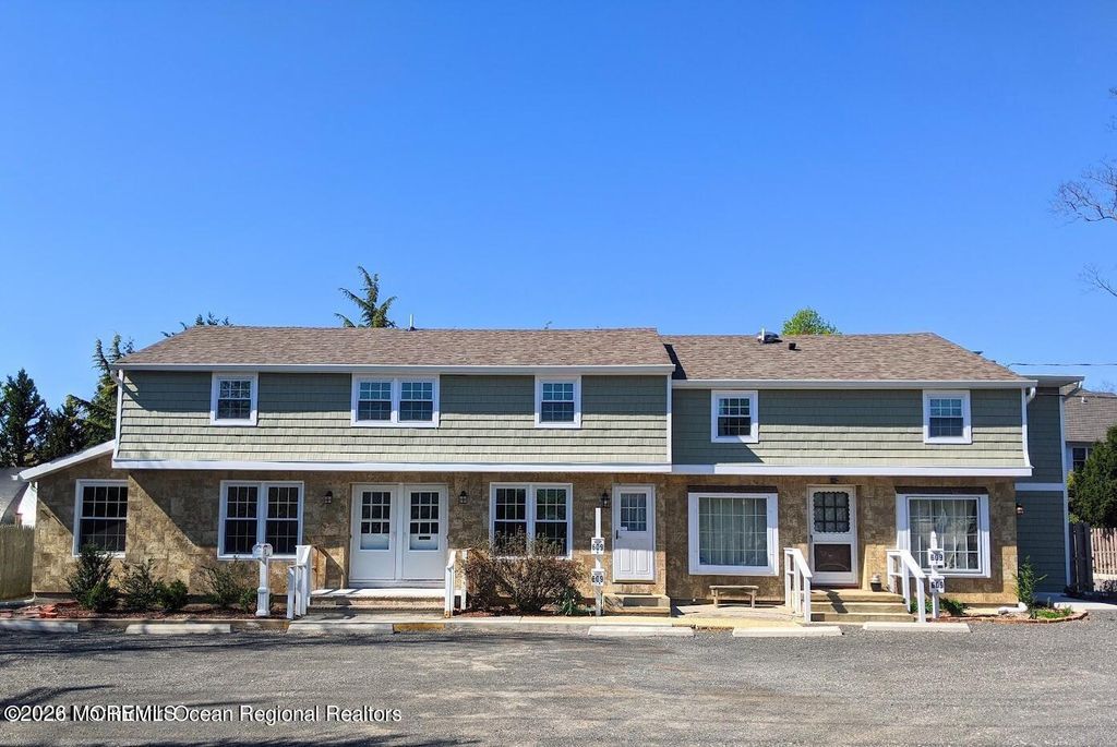 609 Higgins Avenue 4, Manasquan, NJ 08736