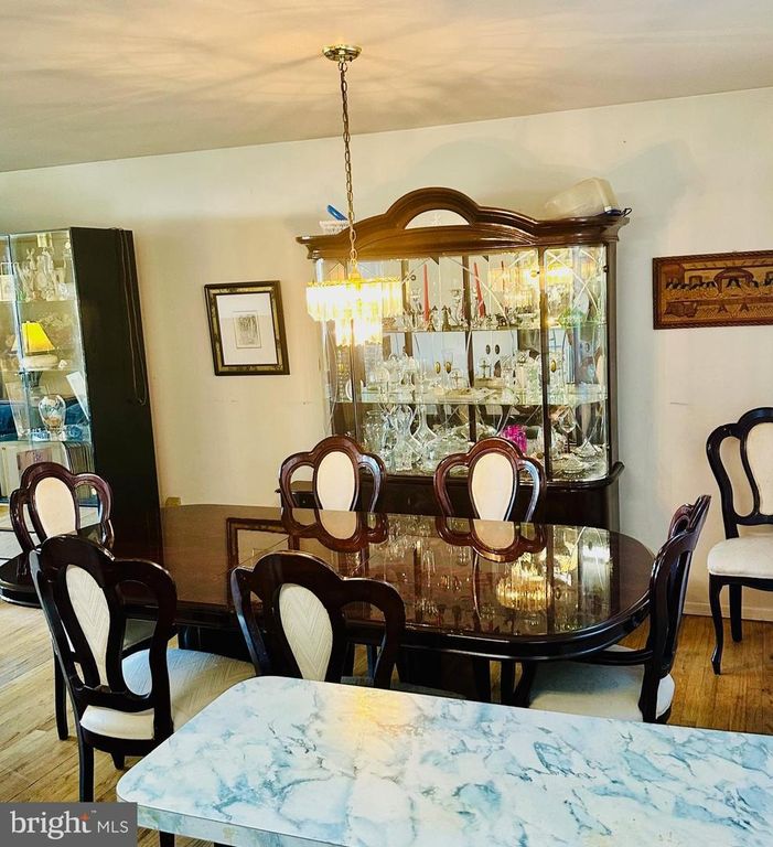 429 LEA AVE, Laurence Harbor, NJ 08879