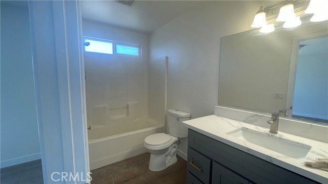 20465 Piedmont Road, Apple Valley, CA 92308