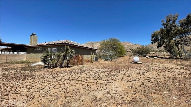 20465 Piedmont Road, Apple Valley, CA 92308