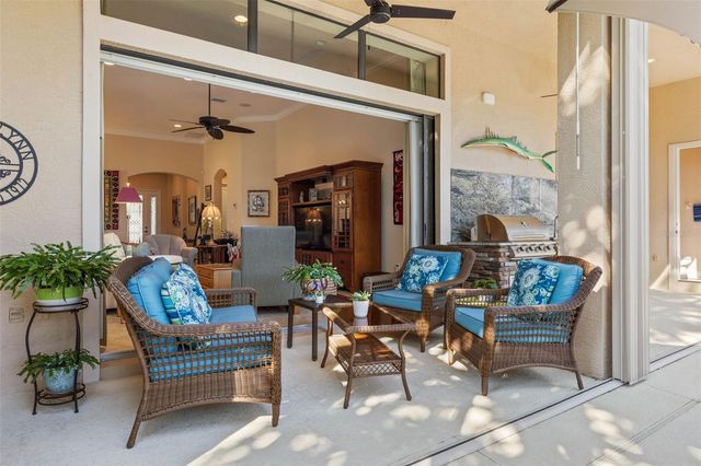 30 LAKESIDE DRIVE, Palm Coast, FL 32137