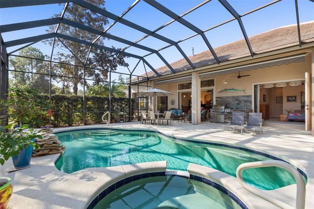 30 LAKESIDE DRIVE, Palm Coast, FL 32137