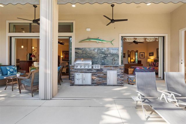 30 LAKESIDE DRIVE, Palm Coast, FL 32137