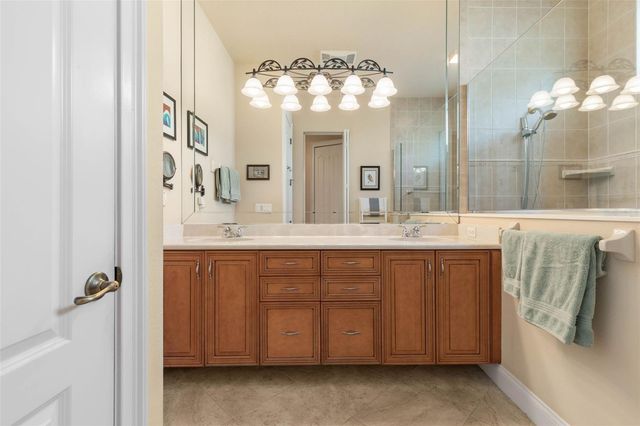 30 LAKESIDE DRIVE, Palm Coast, FL 32137