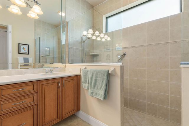 30 LAKESIDE DRIVE, Palm Coast, FL 32137