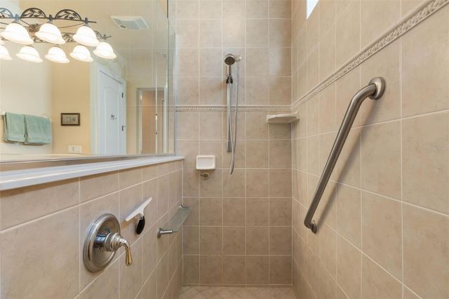 30 LAKESIDE DRIVE, Palm Coast, FL 32137