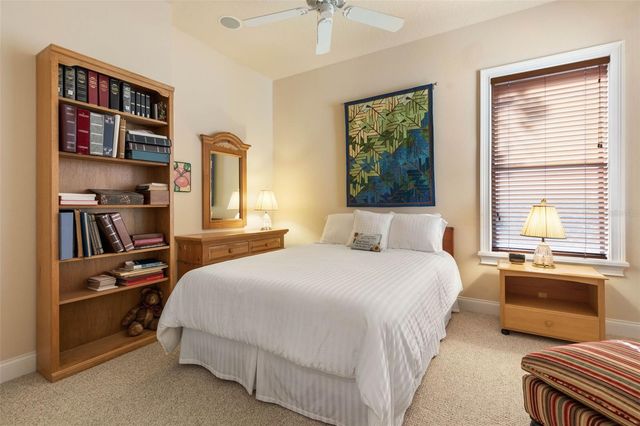 30 LAKESIDE DRIVE, Palm Coast, FL 32137