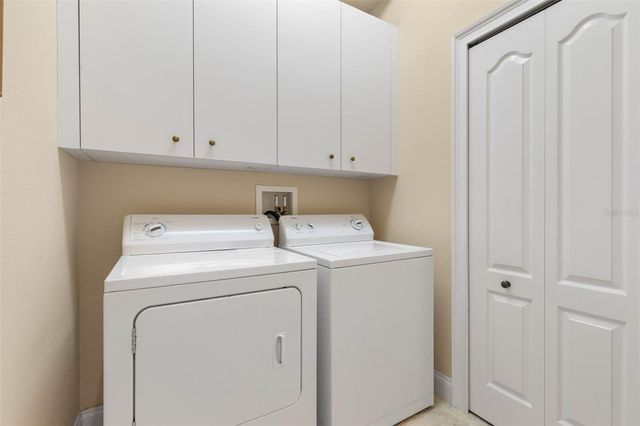 30 LAKESIDE DRIVE, Palm Coast, FL 32137