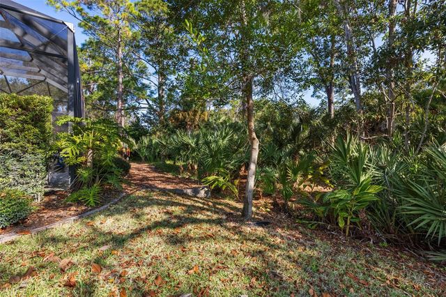 30 LAKESIDE DRIVE, Palm Coast, FL 32137
