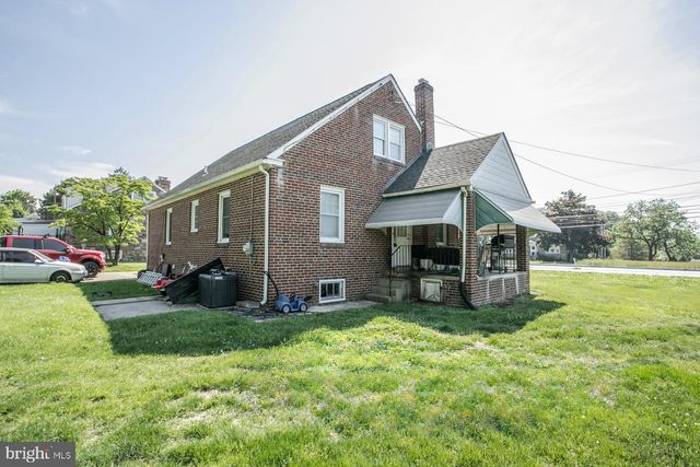 2107 DEKALB PIKE, Norristown, PA 19401