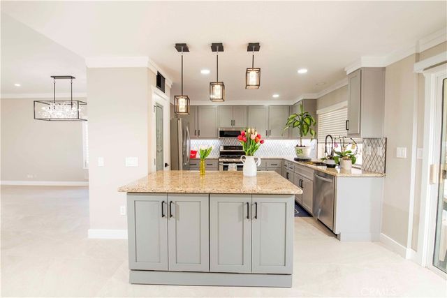 2805 W Norberry Street, Lancaster, CA 93536