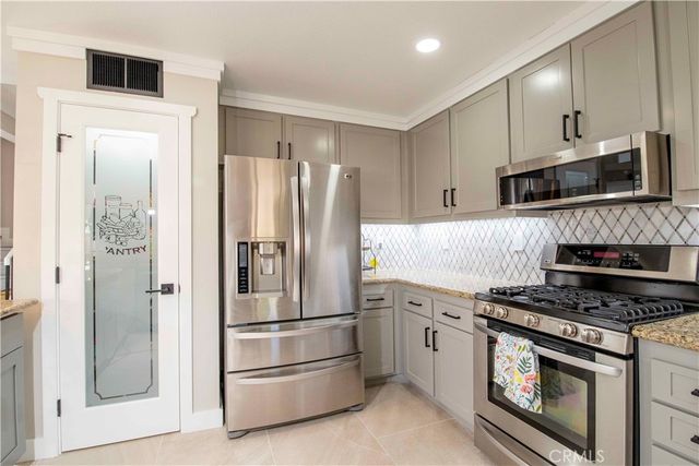 2805 W Norberry Street, Lancaster, CA 93536