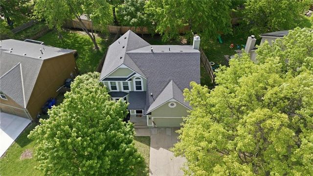 1147 E Sheridan Bridge Lane, Olathe, KS 66062