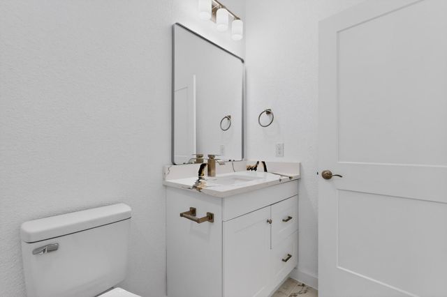 133 Kawainui LN, Bastrop, TX 78602