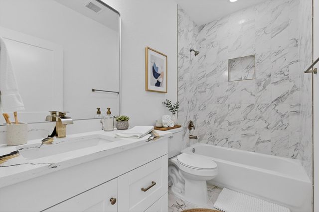 133 Kawainui LN, Bastrop, TX 78602