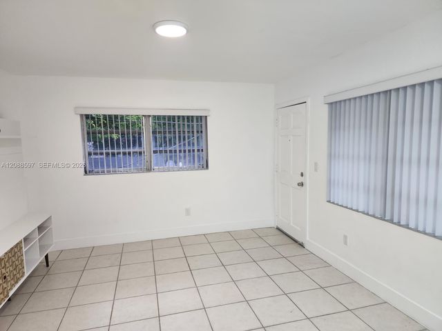443 SW 4th Avenue 3, Miami, FL 33130