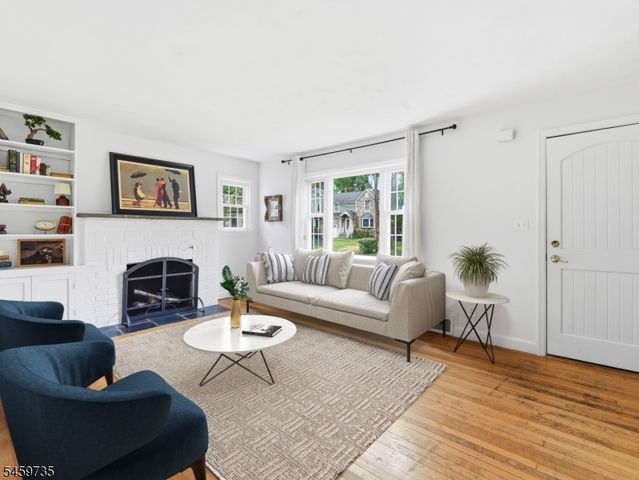 2025 Hill Top Rd, Scotch Plains Twp., NJ 07076