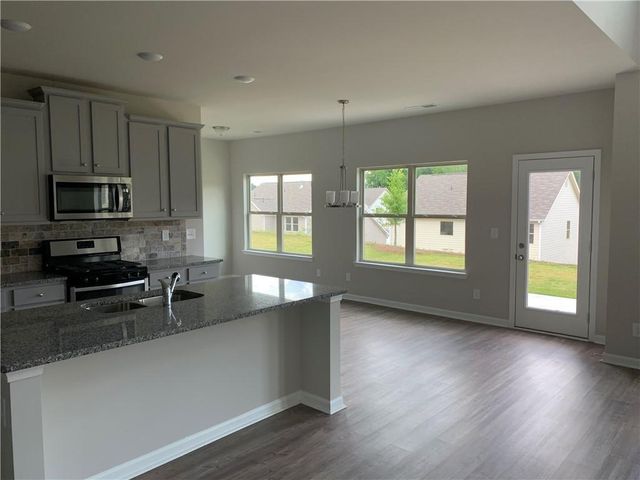 2540 Bear Mountain Street, Lithonia, GA 30058