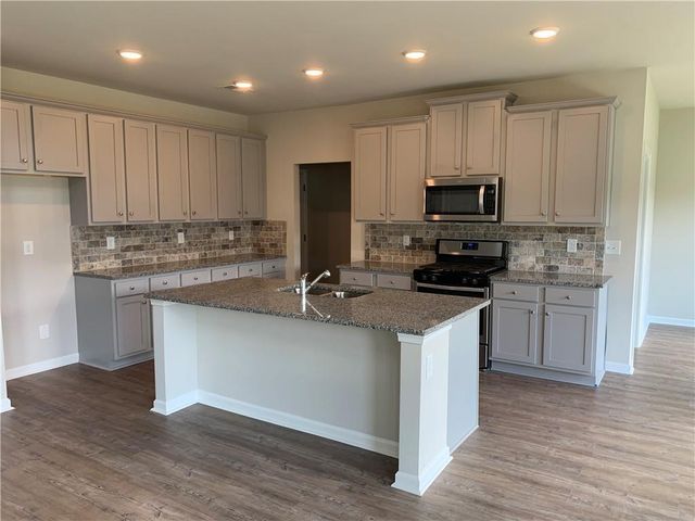 2540 Bear Mountain Street, Lithonia, GA 30058