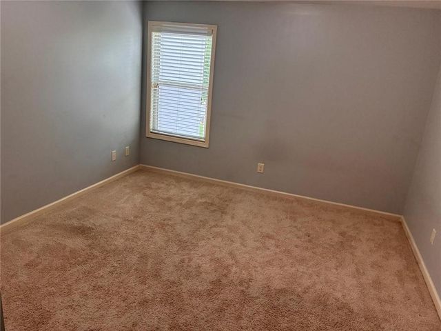 615 Township Cir, Alpharetta, GA 30004