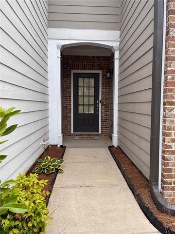 615 Township Cir, Alpharetta, GA 30004
