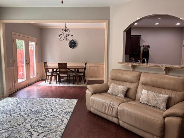 615 Township Cir, Alpharetta, GA 30004