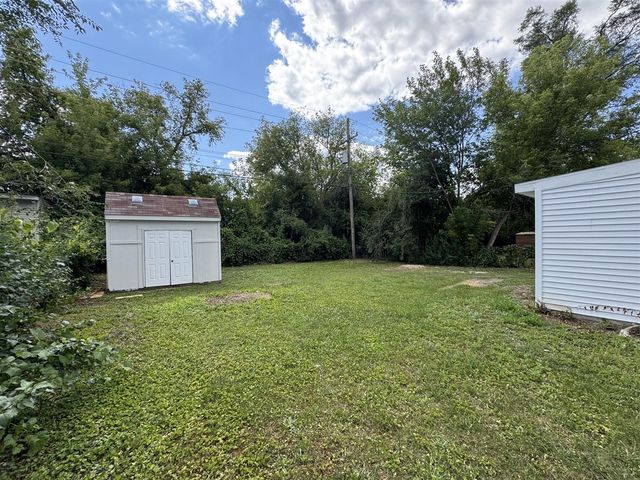 1613 Harvest Lane, Ypsilanti, MI 48198