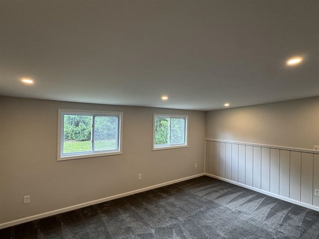 1613 Harvest Lane, Ypsilanti, MI 48198