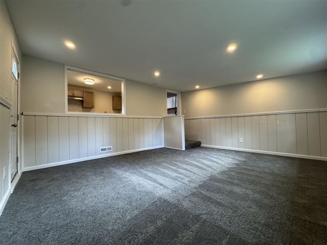 1613 Harvest Lane, Ypsilanti, MI 48198