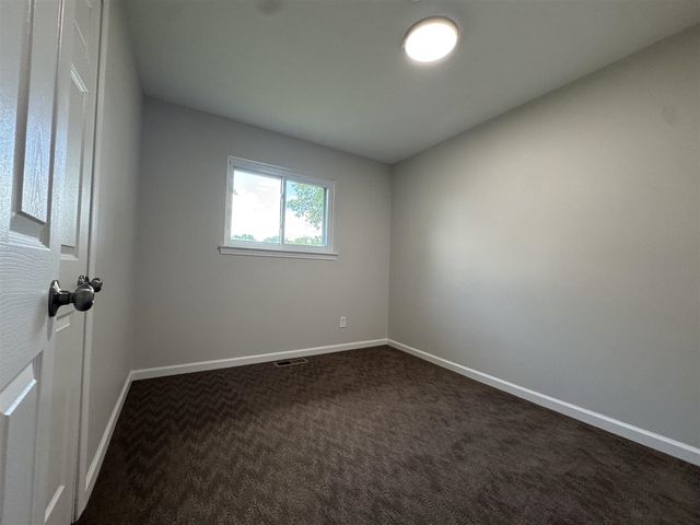 1613 Harvest Lane, Ypsilanti, MI 48198