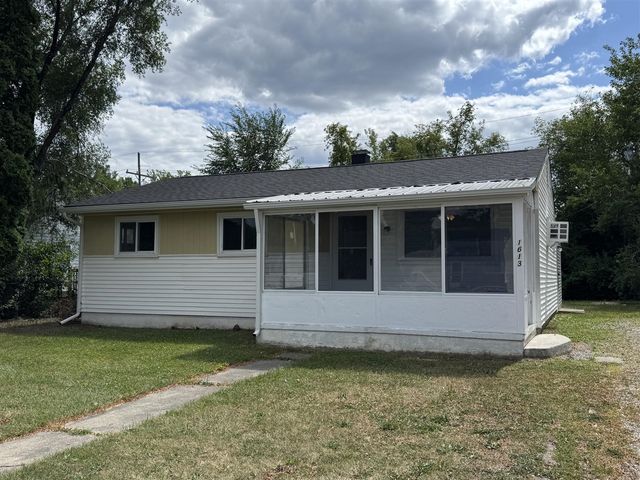 1613 Harvest Lane, Ypsilanti, MI 48198